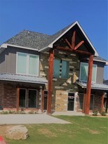 Indian Creek Townhomes Apartments