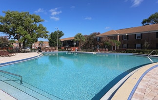 Lakeview Pointe Apartments