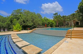 Hidden Lake Apartments - San Antonio