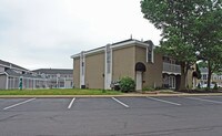Fox Hunt Apartments