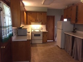 82 Chestnut St Bristol CT Apartments