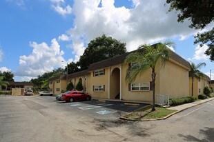 Villas at City Center Apartments