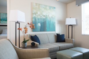WaterWalk Denver Tech Center/Inverness Apartments