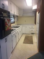 646 Emerson Pl Severna Park MD Apartments