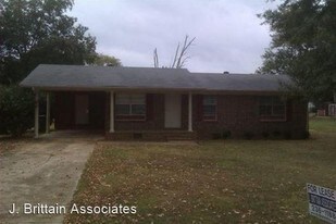 3 Bedroom Single-Family Home for Rent $700