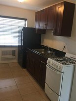 2021 Plunkett St Hollywood FL Apartments