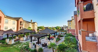 The Retreat At Steeplechase Apartments