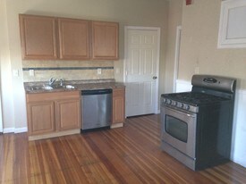 79 Ridge St Apartments