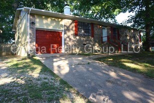 4 Bedroom Single-Family Home for Rent $995
