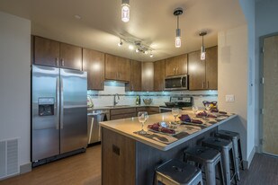 210 Pueblo Ave Apartments