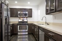 Building Photo - Allegro Apartments in Valley Village, California