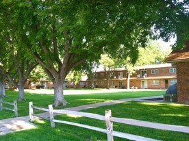 College Heights Apartments
