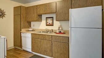 Las Brisas Apartment Homes
