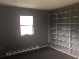 9306 Grant Ave Manassas VA Apartments