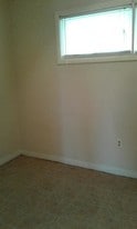 1421 Airport Rd Apartments