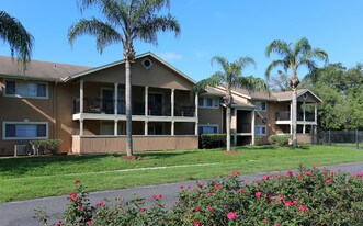 Lake Jasmine Apartments