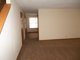 Imperial Pointe Apartments