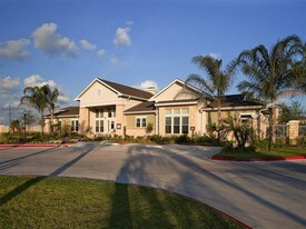 Costa Mariposa Apartments