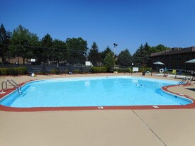 River Chase Apartments