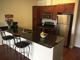 7820 Paragon Cir Elkridge MD Apartments