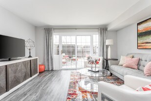 Jamestown at St. Matthews Apartamentos