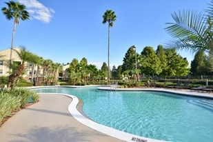 Verona At Valencia Park Apartments