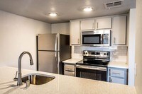Building Photo - Modena Apartments in Phoenix, Arizona