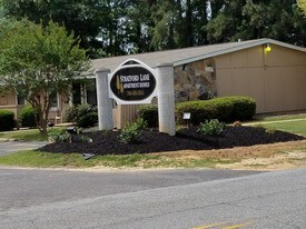 Stratford Lane Apartments