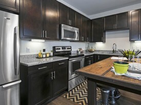Veranda at Norton Commons Apartments