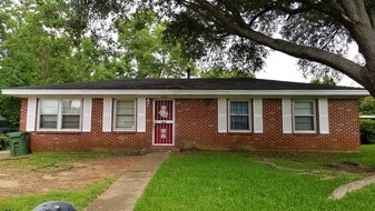 1850 Cotton Ct