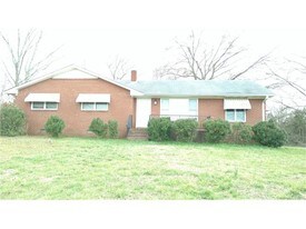 3 Bedroom Single-Family Home for Rent $1650