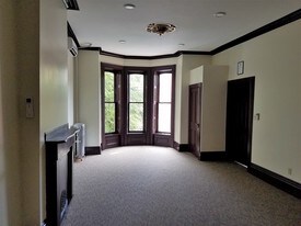 40 W Main St Mechanicsburg PA Apartments