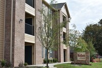 Building Photo - Woodlands at Creekside Apartments in Bentonville, Arkansas