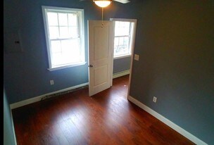 21 Charles St Carteret NJ Apartments