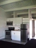 3722 US-441 Lake City FL Apartments