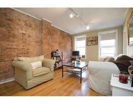 27 Temple St Apartments