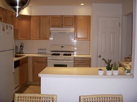 8 Elm St Allendale NJ Apartments
