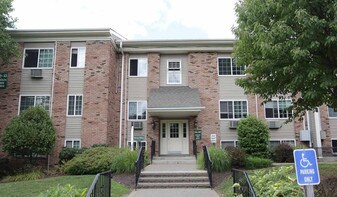 Hudson View Park Apartments