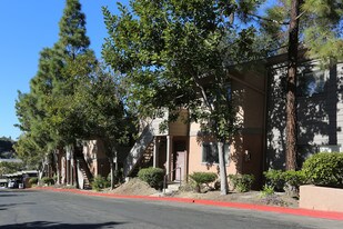 Elan Quail Pointe Apartamentos