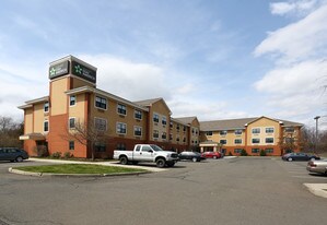 Furnished Studio – Hartford - Meriden