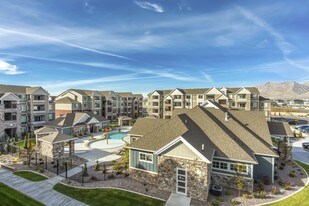 Kensington at North Pointe Apartments