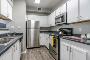 The Promenade at Hunters Glen Apartamentos
