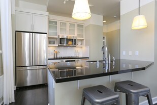 The Presidio Landmark Apartments