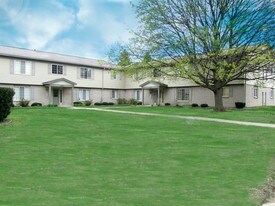43900 Freeway Dr Sterling Heights MI Apartments