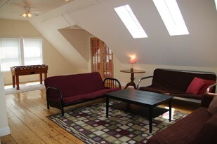 134 Woodlawn Ave Saratoga Springs NY Apartments