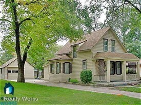 3 Bedroom Single-Family Home for Rent $800