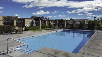Arroyo Villas Apartments