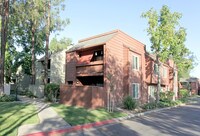 Building Photo - Stoneybrook Apartments in Modesto, California