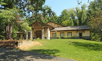 Deer Valley Apartments
