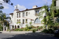 Building Photo - 1939 N Kenmore Ave Apartments in Los Angeles, California